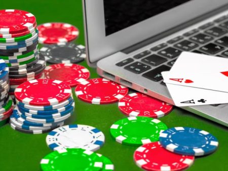 Hợp pháp hóa casino trực tuyến ở Việt Nam có nên không?