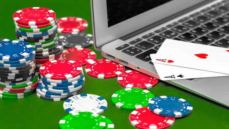 Hợp pháp hóa casino trực tuyến ở Việt Nam có nên không?